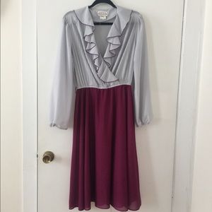 Vintage gray & pink dress w/pin dots print. US 16